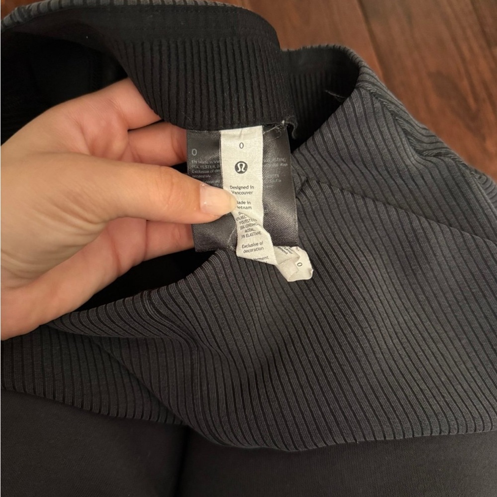 Lululemon Grey Ribbed  Set - Picture 3 of 3
